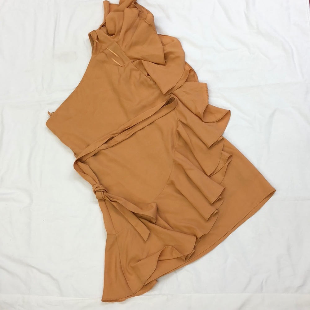 One shoulder dress